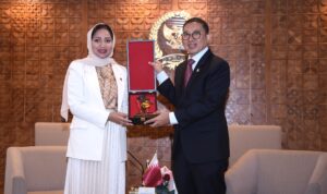 Ketua_Badan_Kerja_Sama_Antar_Parlemen_(BKSAP)_DPR_RI_Fadli_Zon_menerima_kunjungan_Duta_Besar_Qatar_F20240507192046