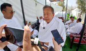 Anggota_Tim_Pengawas__Timwas__Haji_2026_Saan_Mustopa_saat_memantau_kesiapan_jemaah_haji_Indonesia_di20260526160402