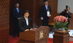 Menteri_Keuangan_Purbaya_Yudhi_Sadewa__saat_menyampaikan_pidato_tanggapan_pemerintah_atas_pandangan_20260609141525