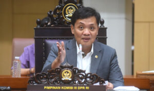 komisi-iii-dpr-gelar-rdpu-dengan-aliansi-mahasiswa-nusantara-bahas-masukan-tentang-ruu-kuhap6-15102025-105515