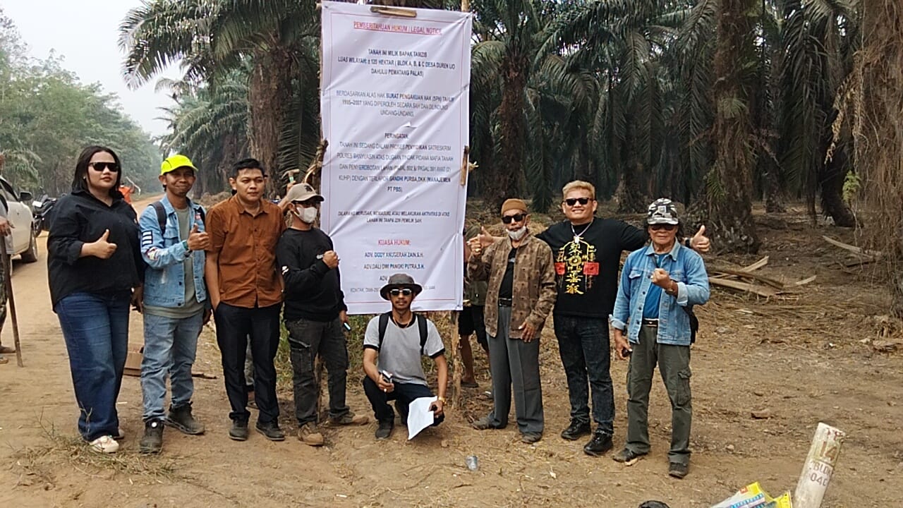 TINDAKAN SEPIHAK PT PBS HADANG TIM KUASA HUKUM DAN PERS DI LAPANGAN; PROSES PIDANA DUGAAN PENYEROBOTAN LAHAN 120 HEKTAR TERUS BERGULIR DI POLRES BANYUASIN.