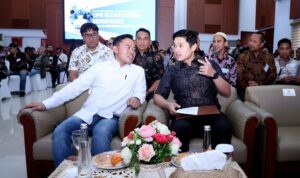 Ketua_Badan_Urusan_Rumah_Tangga__BURT__DPR_RI__Rizki_Aulia_Rahman_Natakusumah__dalam_Forum_Komunikas20261003133733